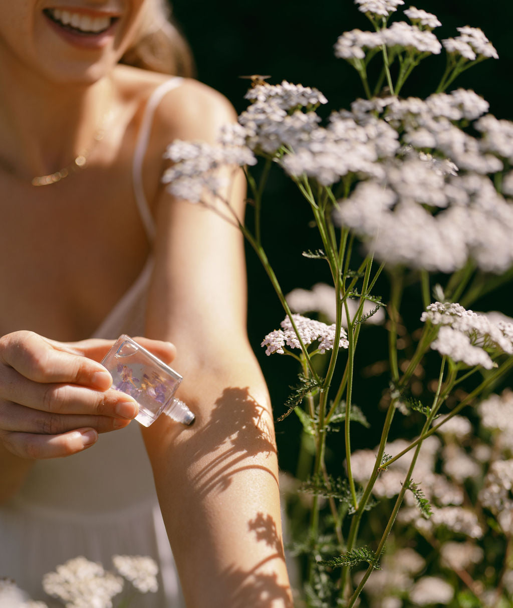 FLOWER HOUR essential oil perfume